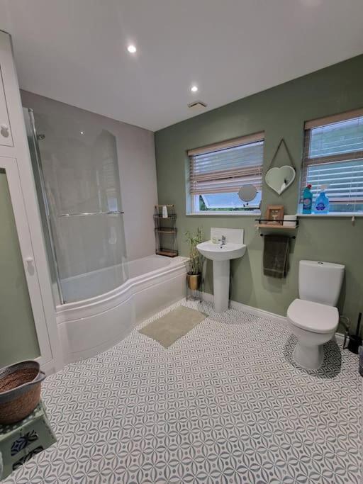 Coast Road Retreat-A Stunning 3 Bed Home In Larne Exterior photo